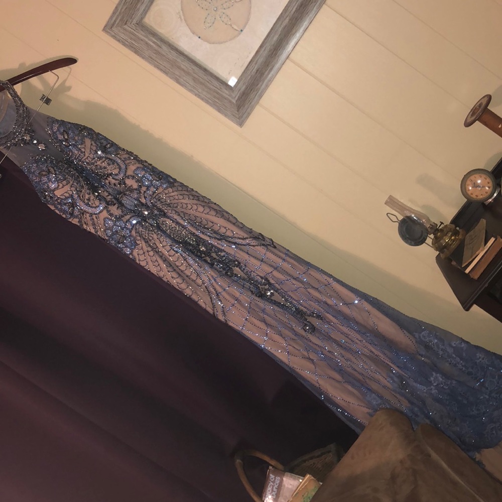 Designer prom/pageant dress - Picture 4 of 6